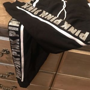 Nwt 18 vs Pink bling Campus Jogger sm